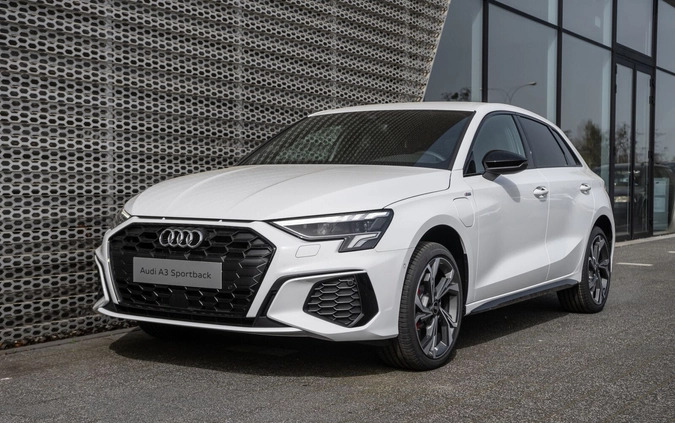 Audi A3 cena 161483 przebieg: 5, rok produkcji 2024 z Góra Kalwaria małe 326